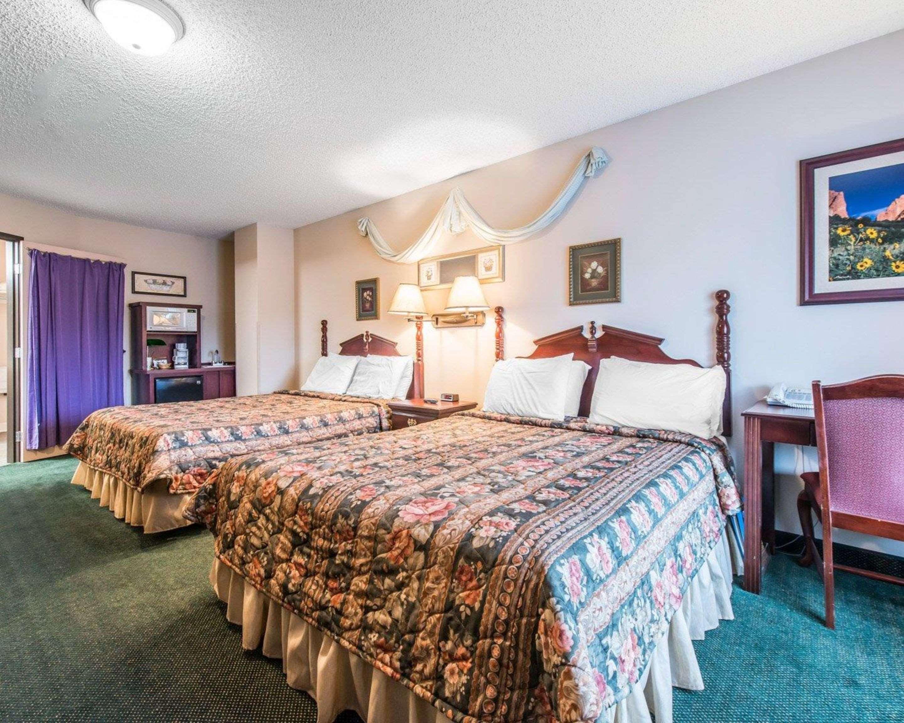 Quality Inn & Suites Manitou Springs At Pikes Peak Εξωτερικό φωτογραφία