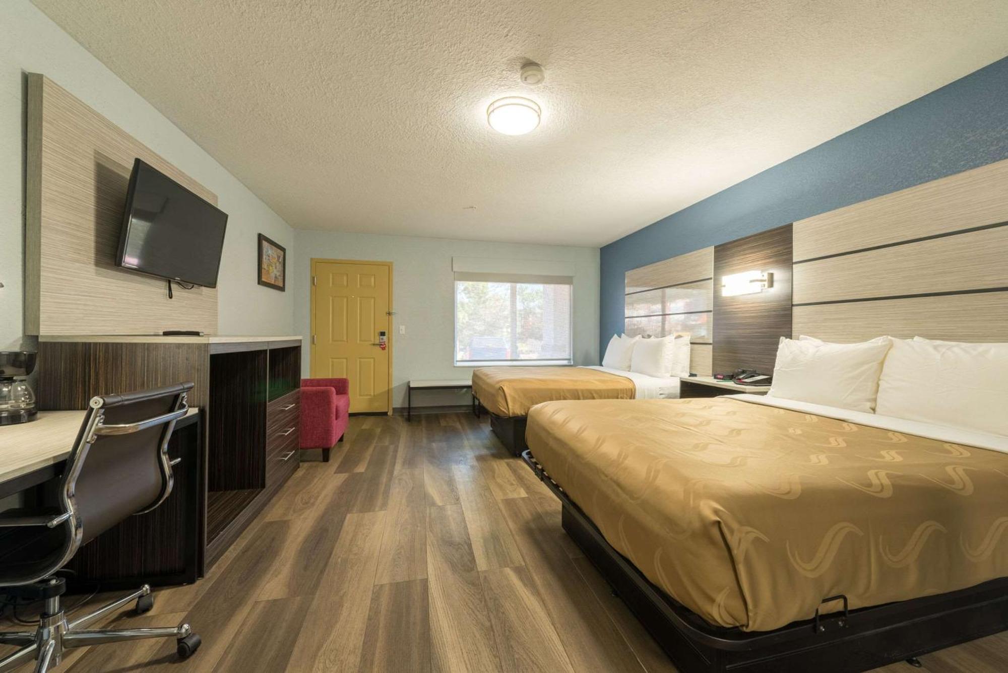 Quality Inn & Suites Manitou Springs At Pikes Peak Εξωτερικό φωτογραφία